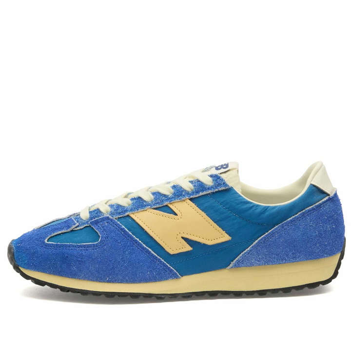 Photo: New Balance 471 Sneaker in Blue Agate
