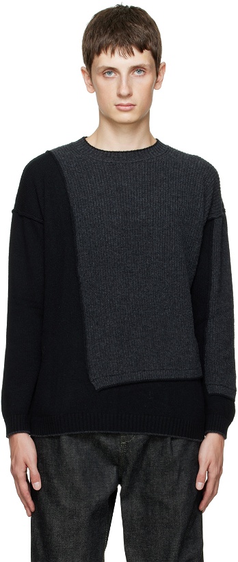 Photo: Isabel Benenato Gray & Black Paneled Sweater