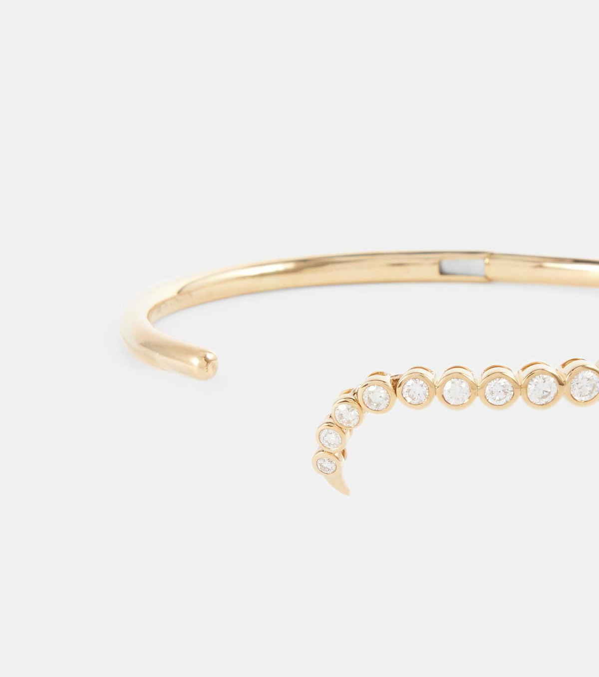 Ondyn Voyage 14kt gold cuff bracelet with diamonds