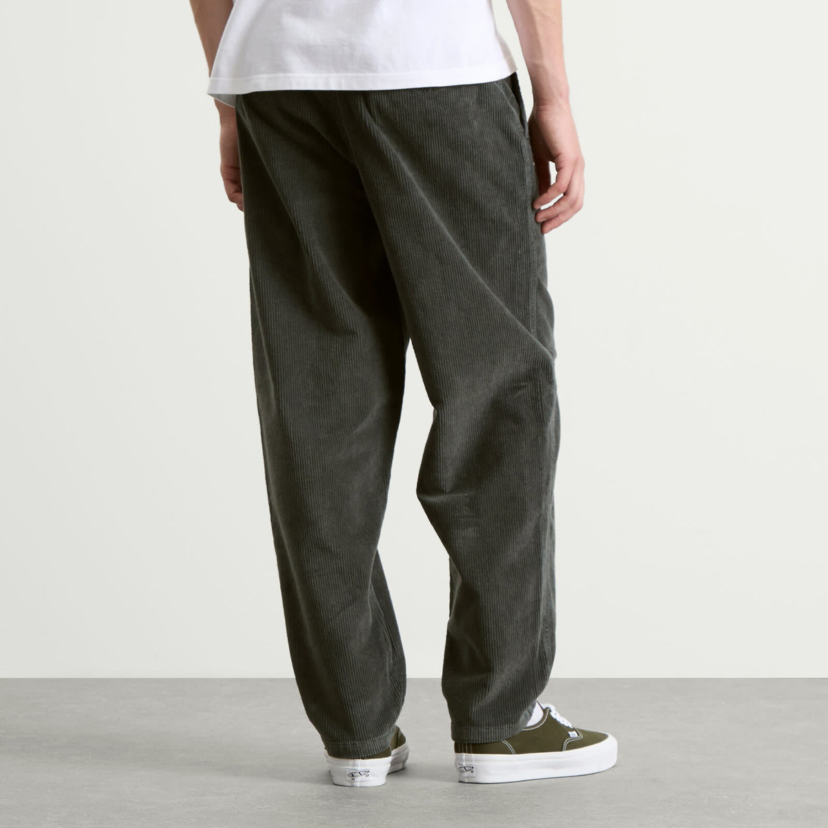 Armor-Lux Men's Pleated Corduroy Pants in Chimera