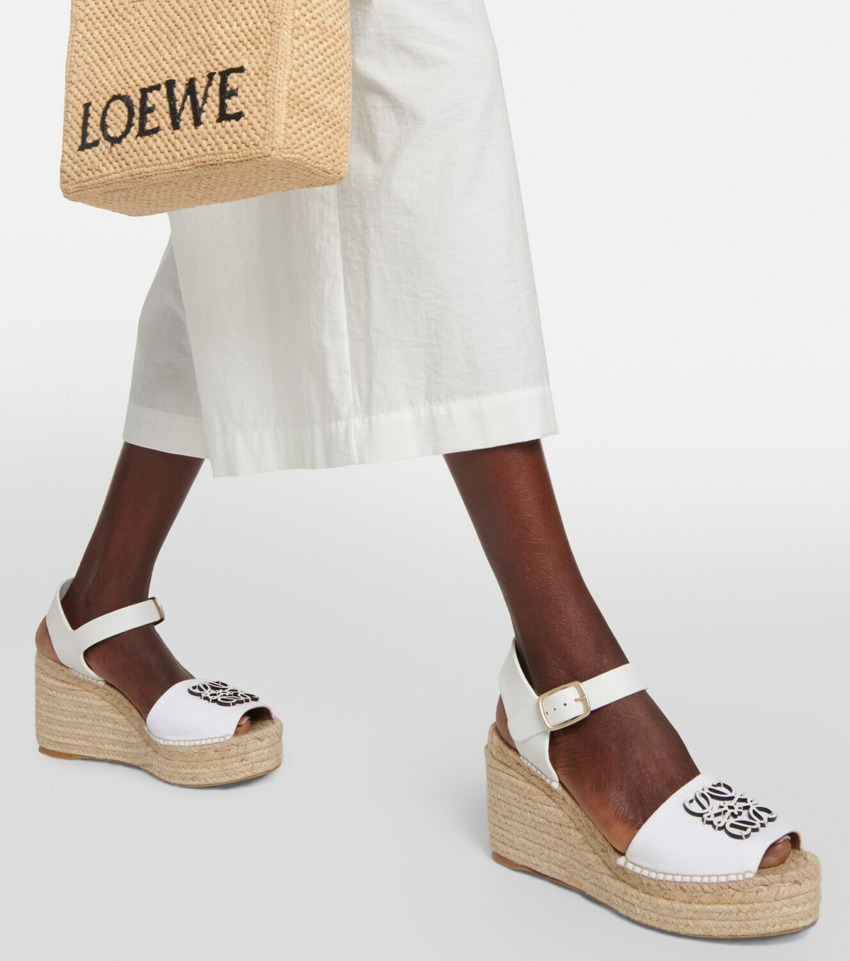 【スーパーセール】 wedge Anagram Loewe leather Loewe espadrilles 靴