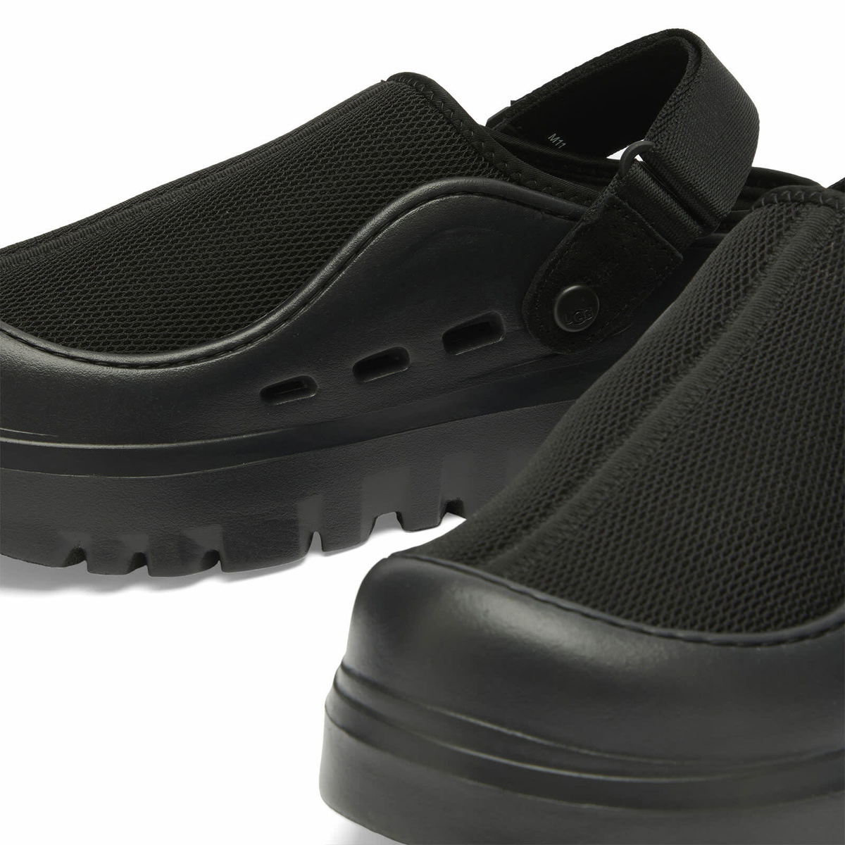 UGG Men's Peakmod Sandal in Black