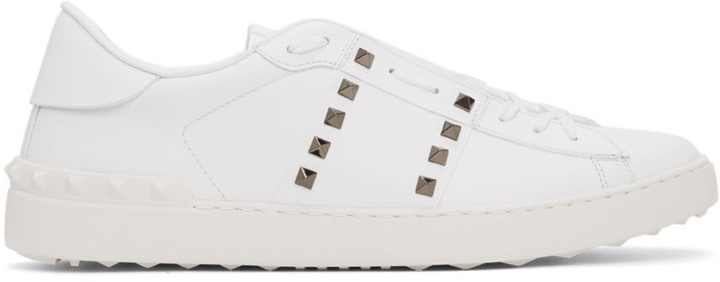 Photo: Valentino Garavani White Rockstud Untitled Sneakers