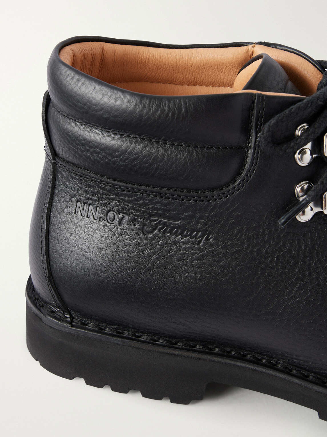 NN07 - Fracap M127 Textured Leather Hiking Boots - Black