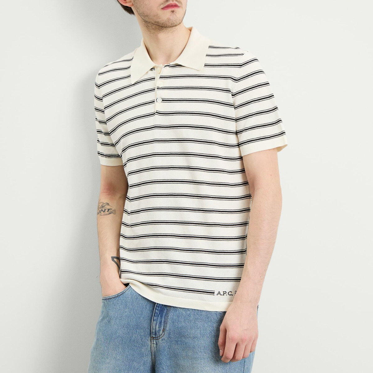 A.P.C. Men's Polo Shirt in Ecru/Black