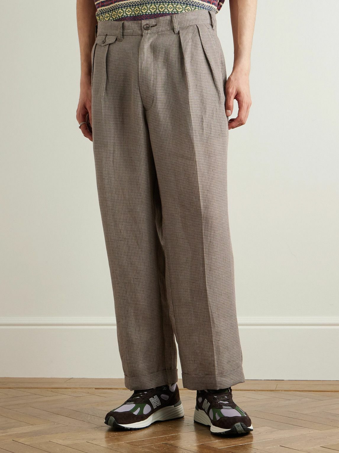 Beams Plus - Straight-Leg Pleated Checked Linen and Cotton-Blend Trousers - Brown