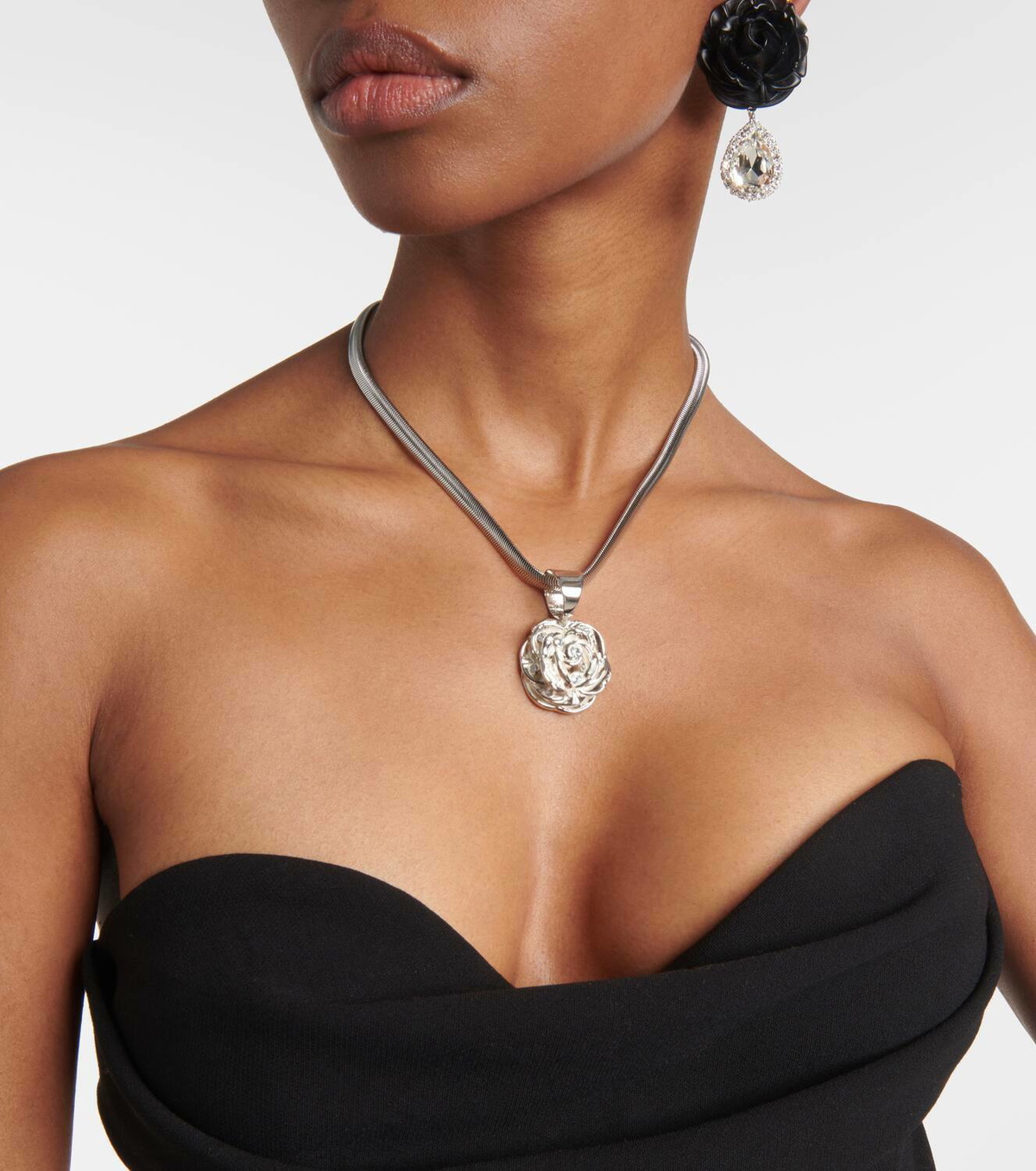 Magda Butrym Floral crystal-embellished pendant necklace