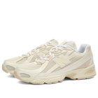 New Balance 740 Sneaker in Bisque