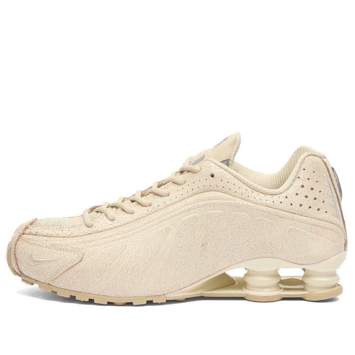 Photo: Nike Shox R4 SP Sneaker in Natural/Metallic Silver