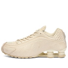 Nike Shox R4 SP Sneaker in Natural/Metallic Silver