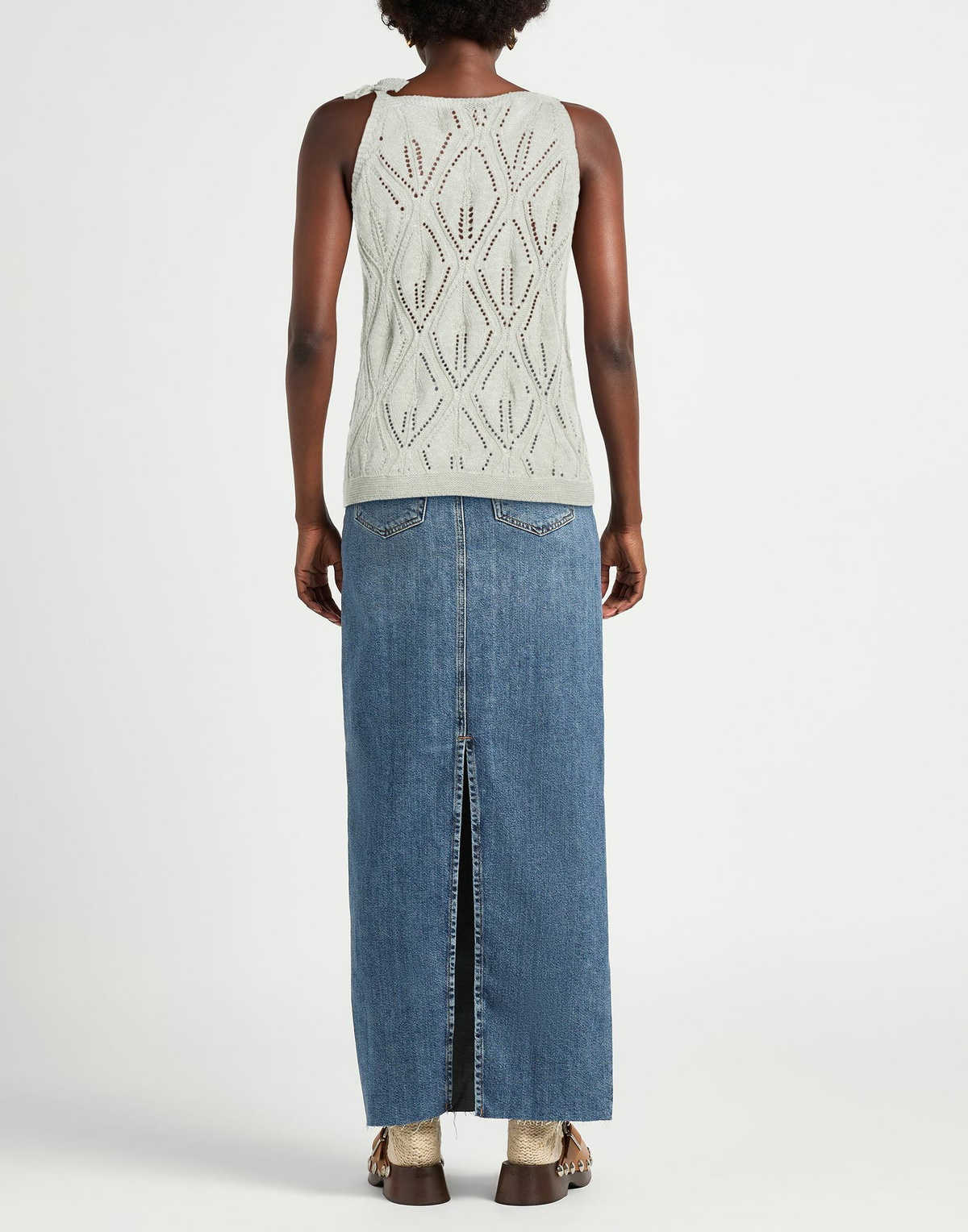 Eleventy Womens Top in Light grey