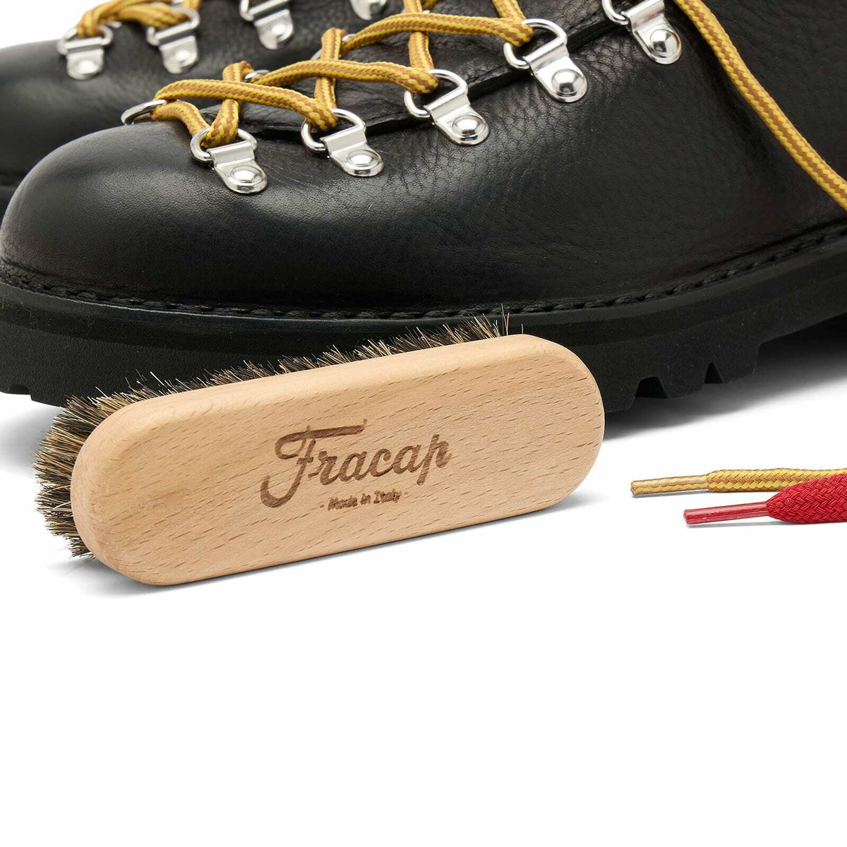 Fracap Men's M127 Roccia Vibram Sole Scarponcino Boot - Toscano Le in Black