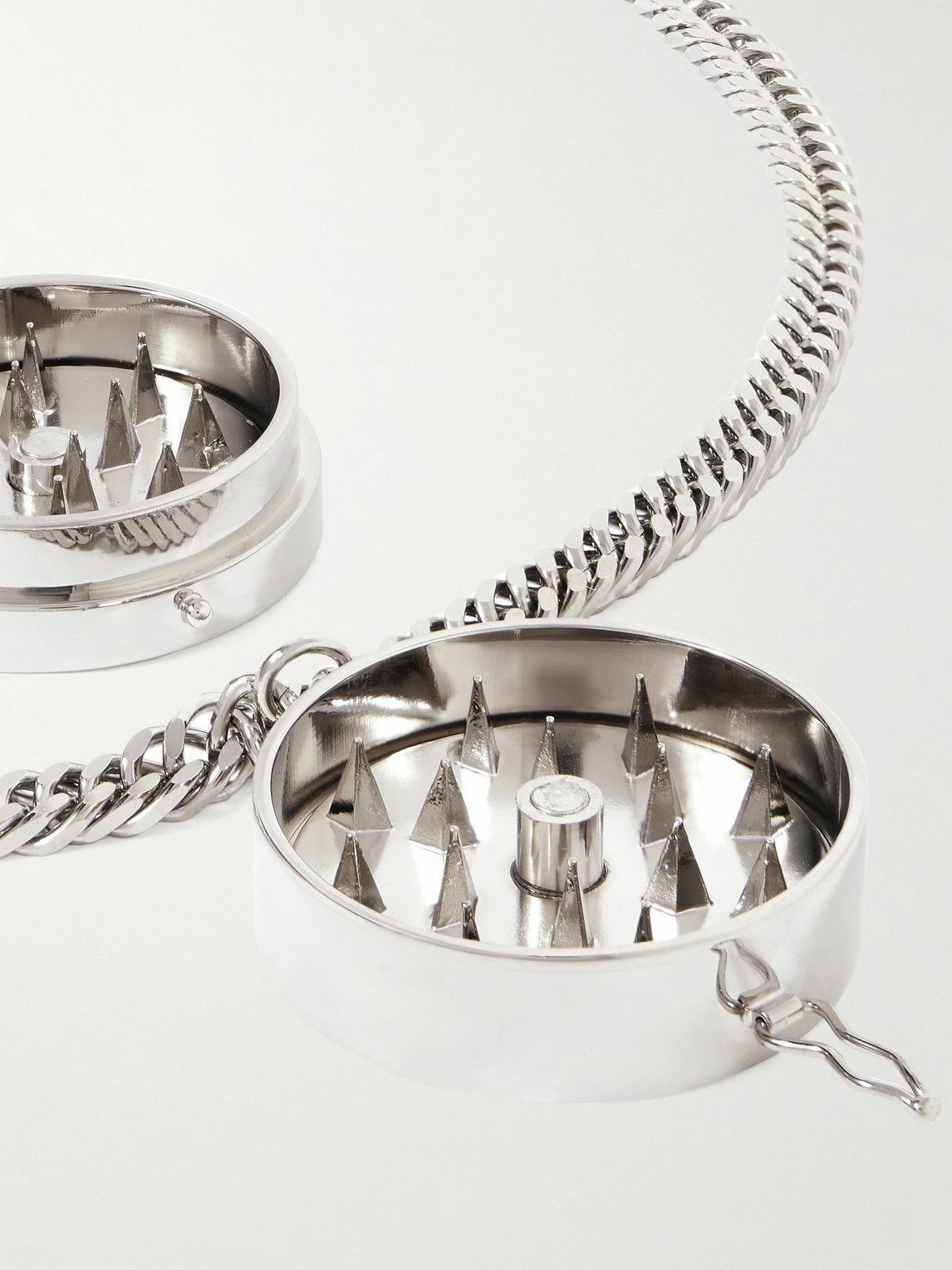 VETEMENTS - Grinder Logo-Engraved Silver-Tone Pendant Necklace