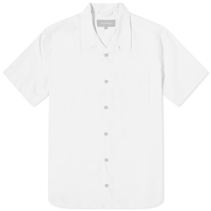 Photo: Organic Basics Men's Short Sleeve Organic Cotton Shirt in White