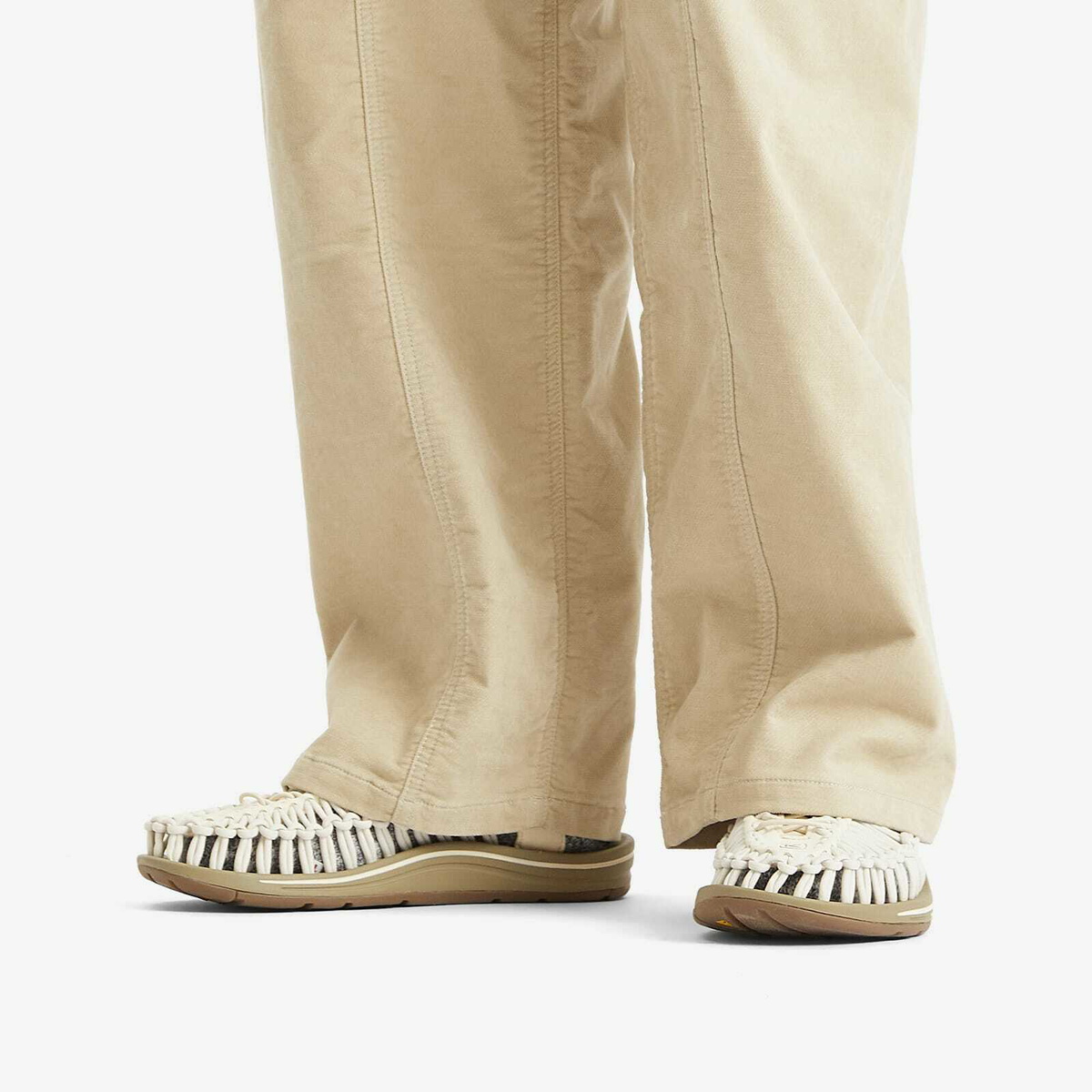 Keen Men's Uneek in White Cap/Cornstalk