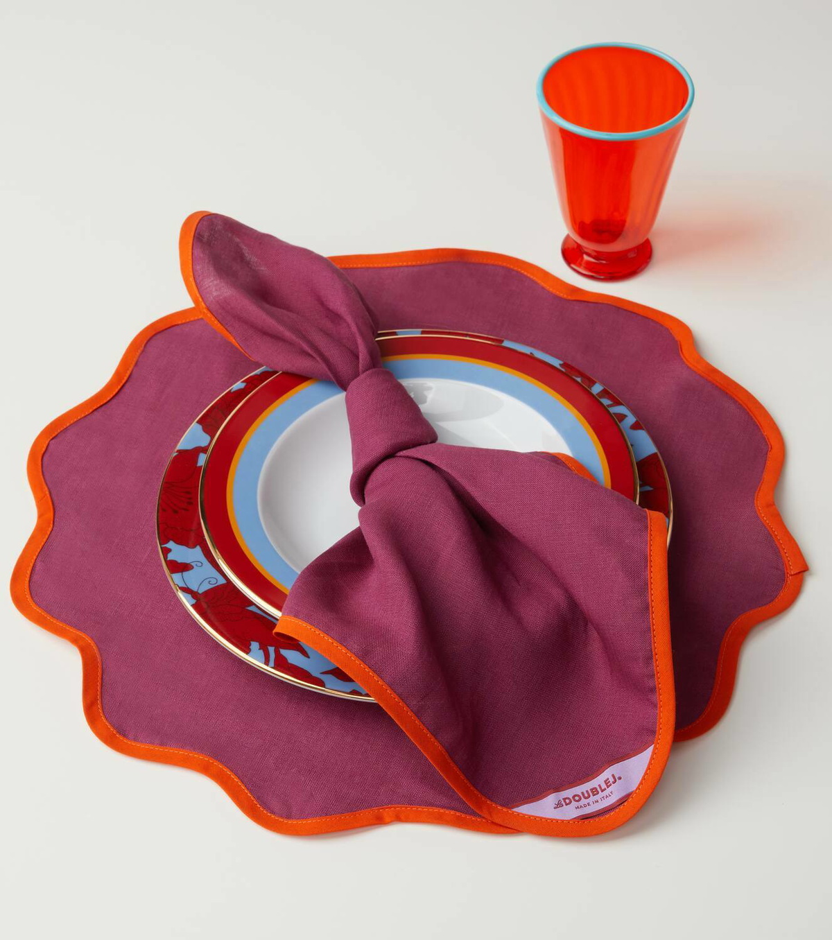 La DoubleJ Rainbow Raspberry Large set of 2 napkins