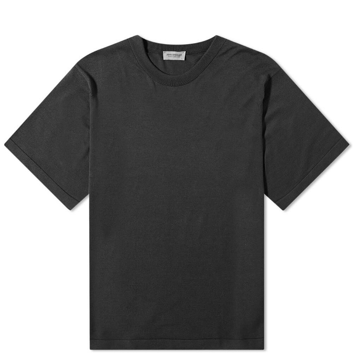 Photo: John Smedley Men's Tindall Knitted T-Shirt in Black