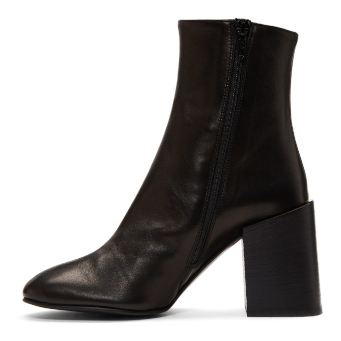 Acne studios saul hot sale leather ankle boots