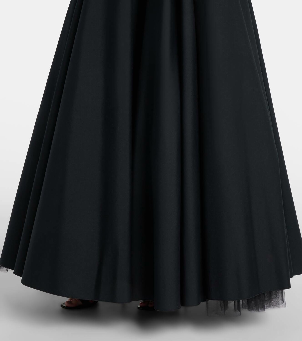 Giambattista Valli Floral-appliqué cotton poplin gown