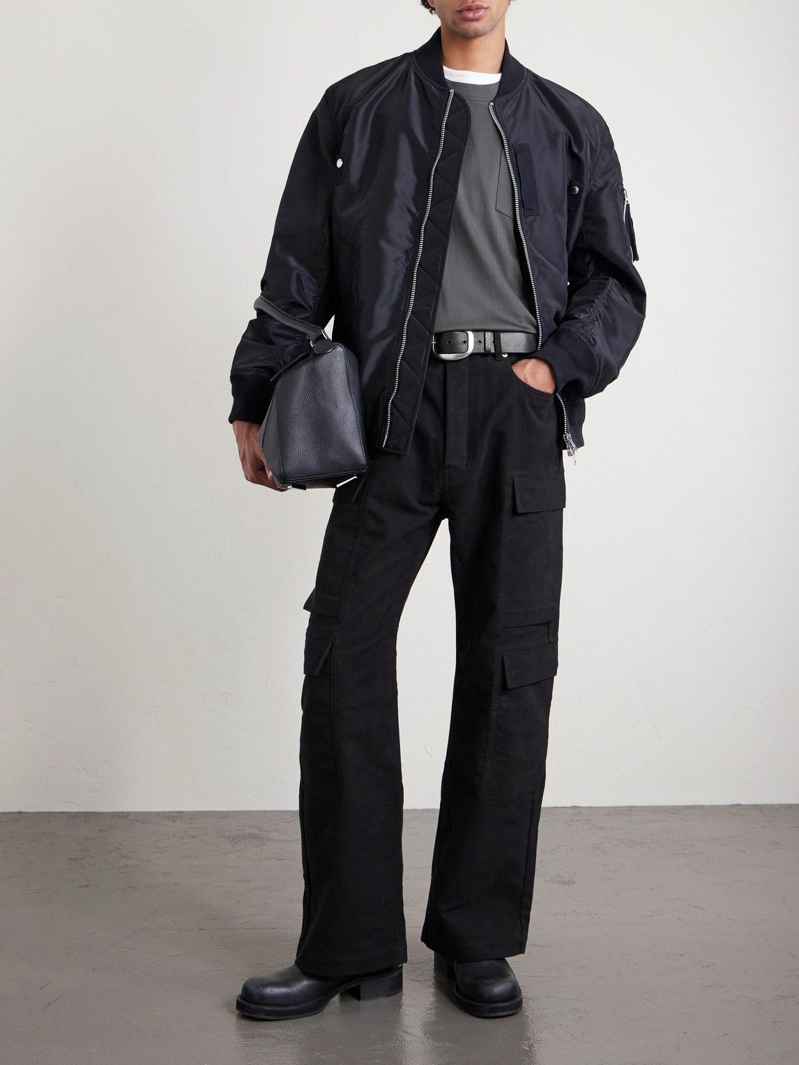 sacai SuitingBondingShirt ベージュ 23-06895 Sacai Spring 2022 Fashion Show Review | The Impression