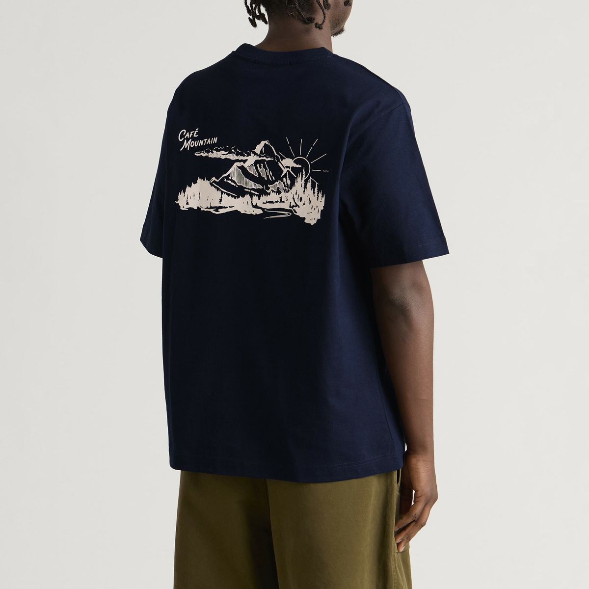 Café Mountain Men's Legacy T-shirt in Navy