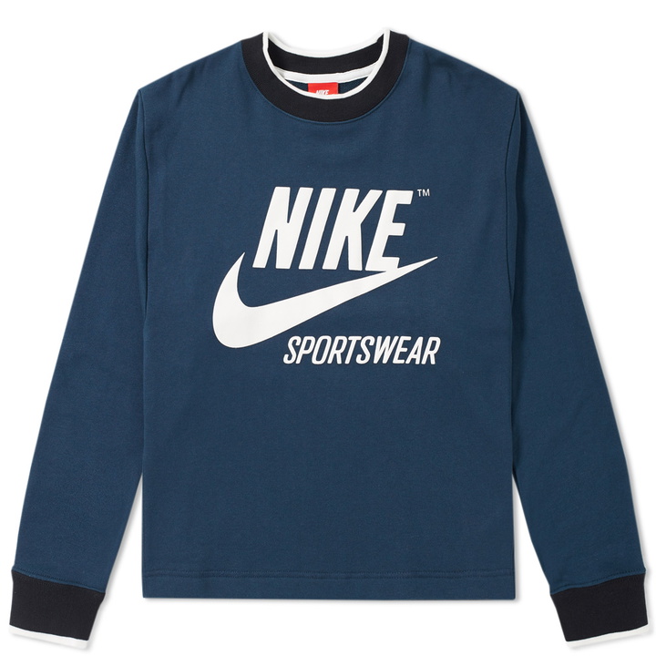 Photo: Nike Archive Crew W