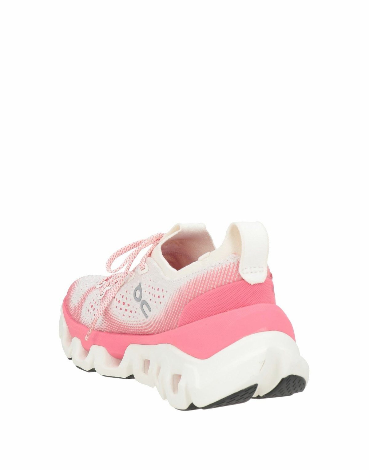On Cloud 6 Versa Womens Sneakers in Pink