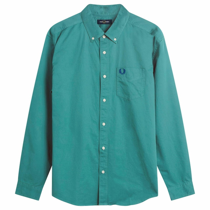 Photo: Fred Perry Men's Washed Twill Shirt in Deep Mint