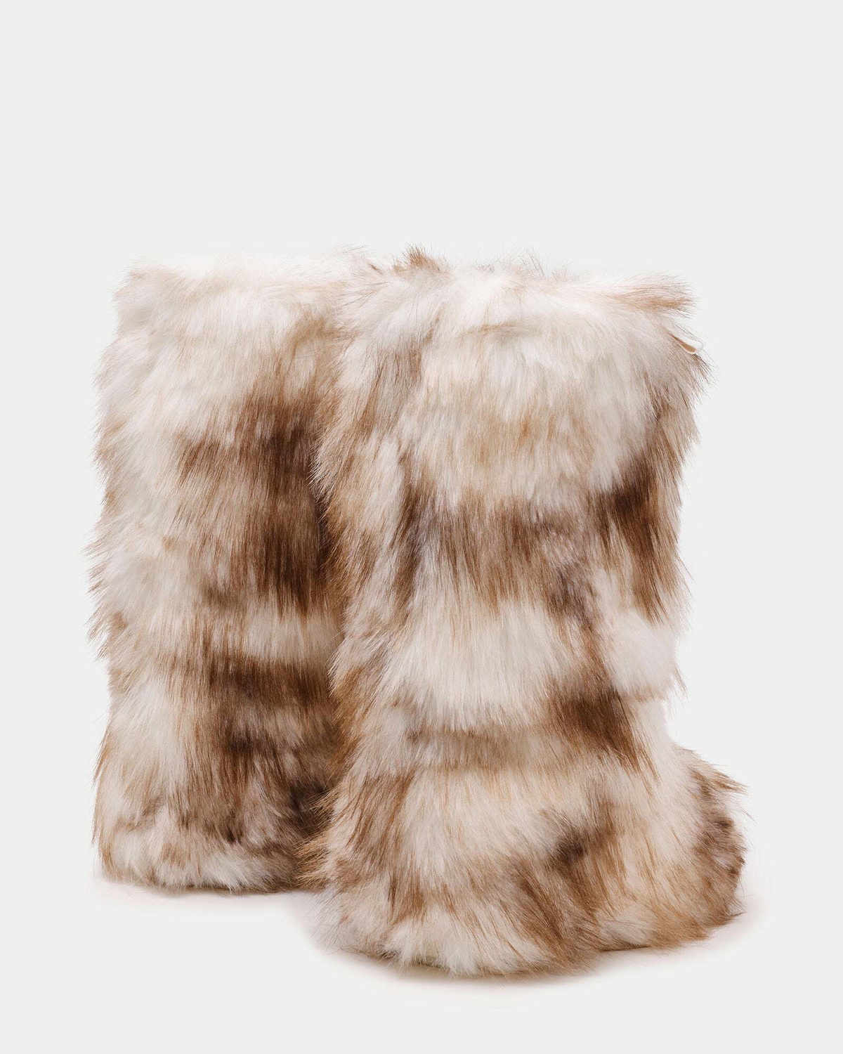 Steve Madden Mallow Boots in White