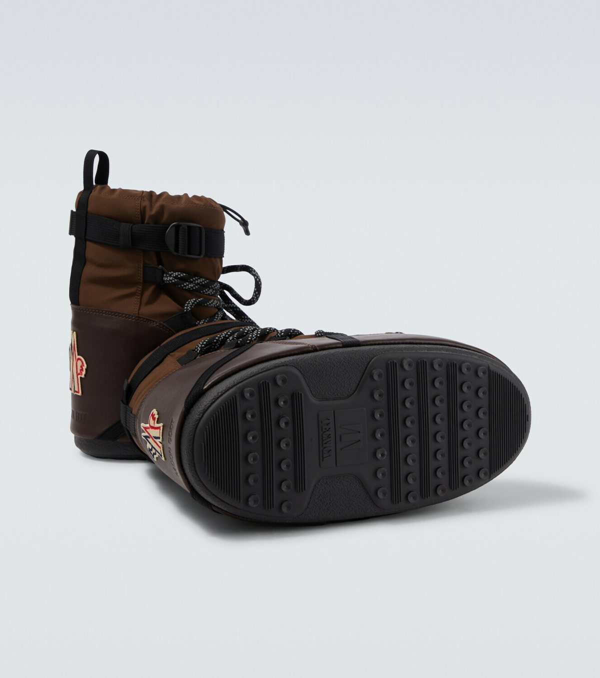 Moncler Grenoble x Moon Boot Icon Low snow boots