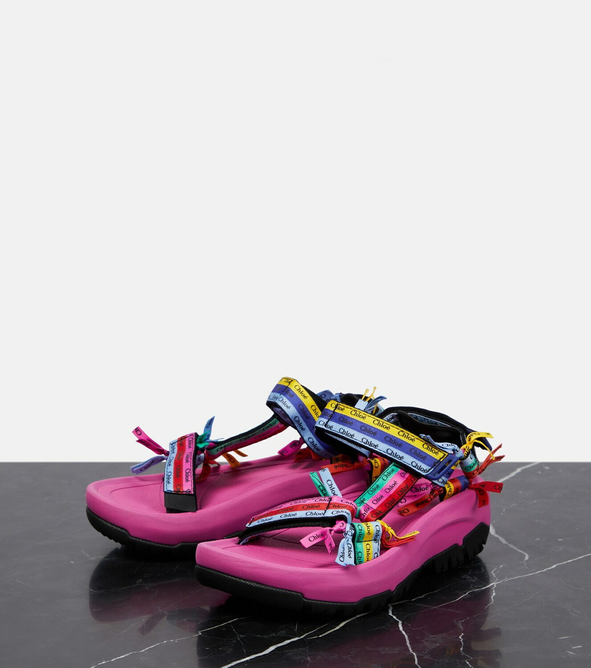 outlet【Chloe】CHLOE X TEVA☆Multicolr Pink フラットサンダル outlet【Chloe】CHLOE X TEVA☆Multicolr Pink フラットサンダル