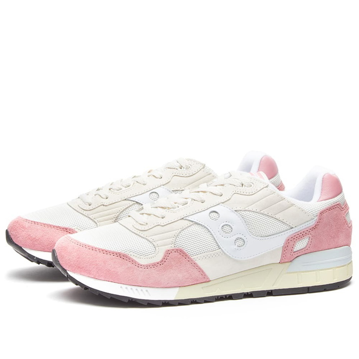 Photo: Saucony Men's Shadow 5000 Sneakers in White/Pink