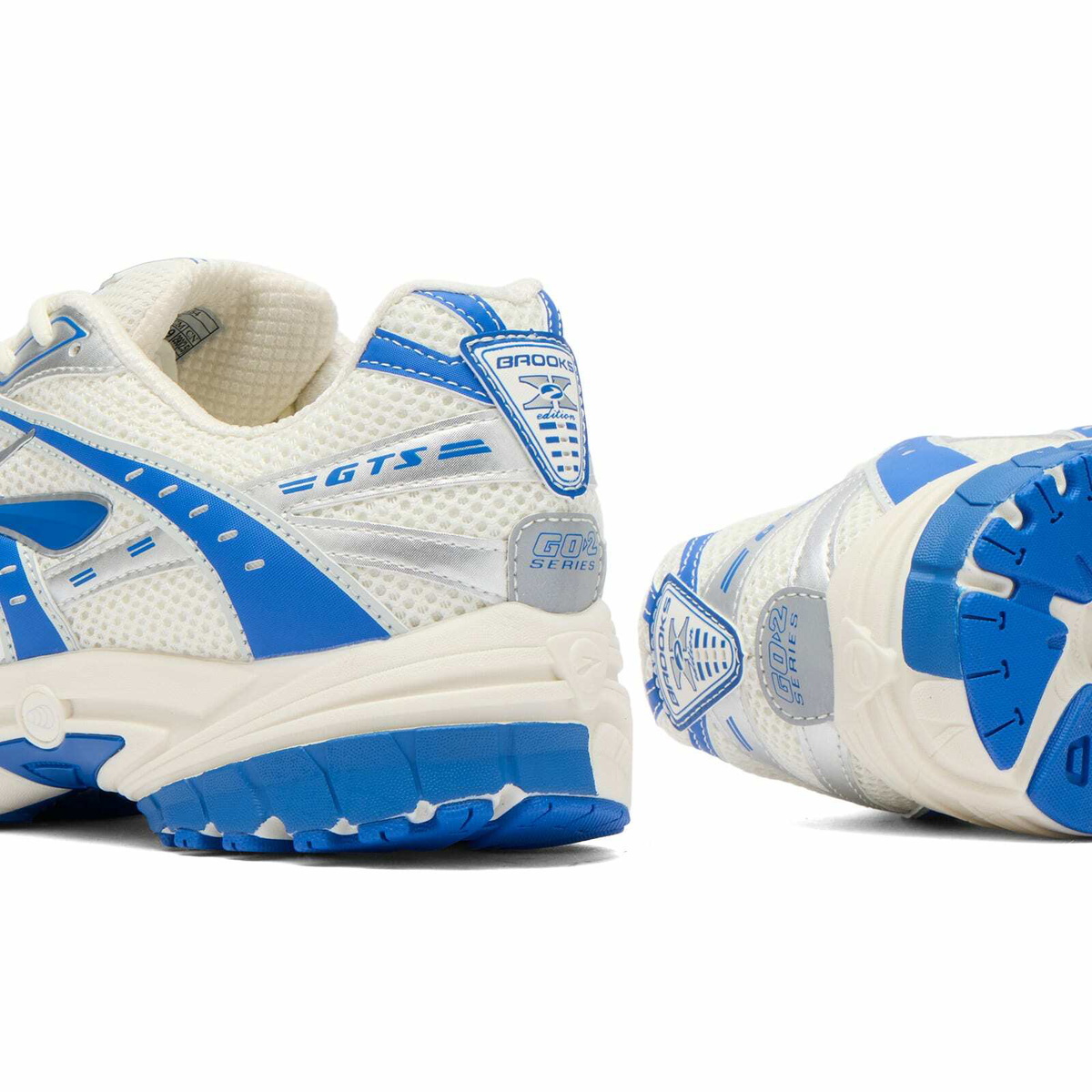 Brooks Men's Adrenaline GTS 10 in Coconut Milk/Bluelolite/Silver