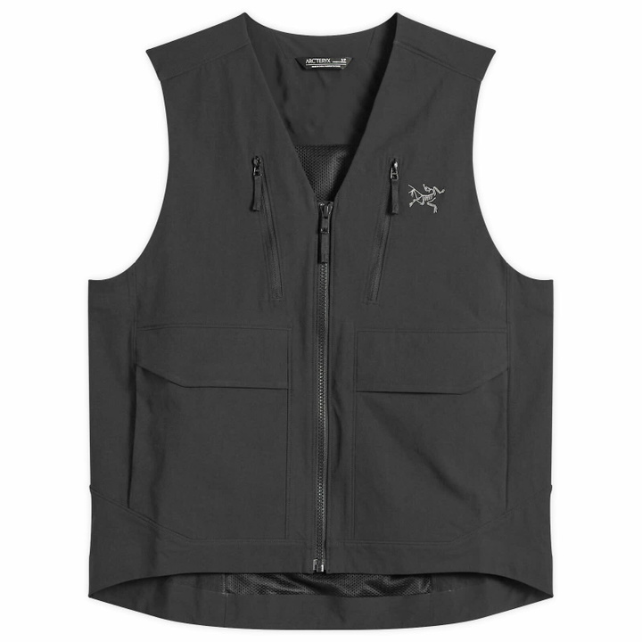 Photo: Arc'teryx Women's Sonii Utility Vest W in Black