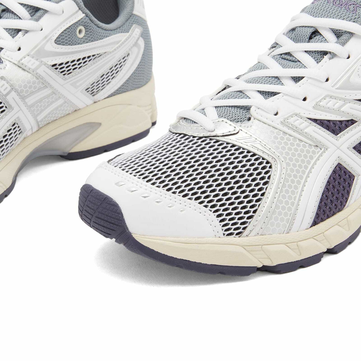Asics Gel-Ds Trainer 14 in White/Pure Silver
