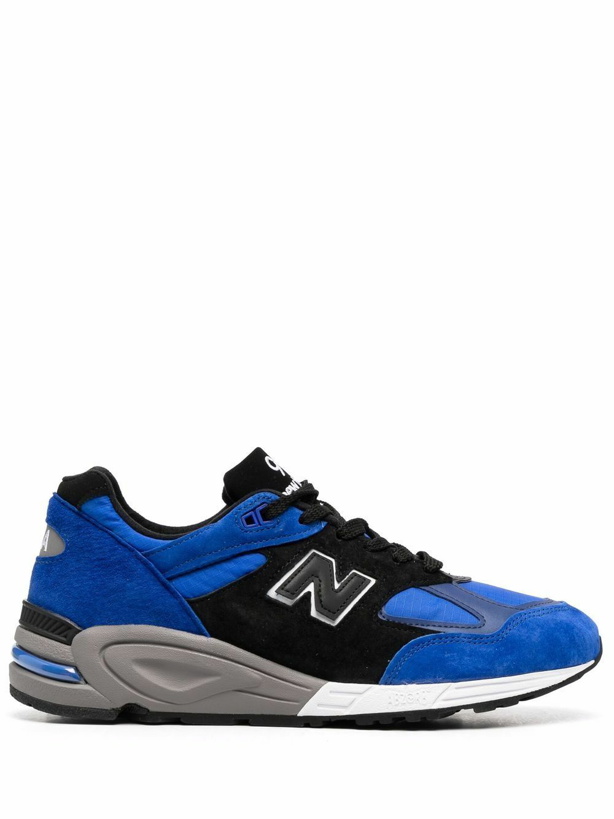 Photo: NEW BALANCE - 990v2 Sneakers