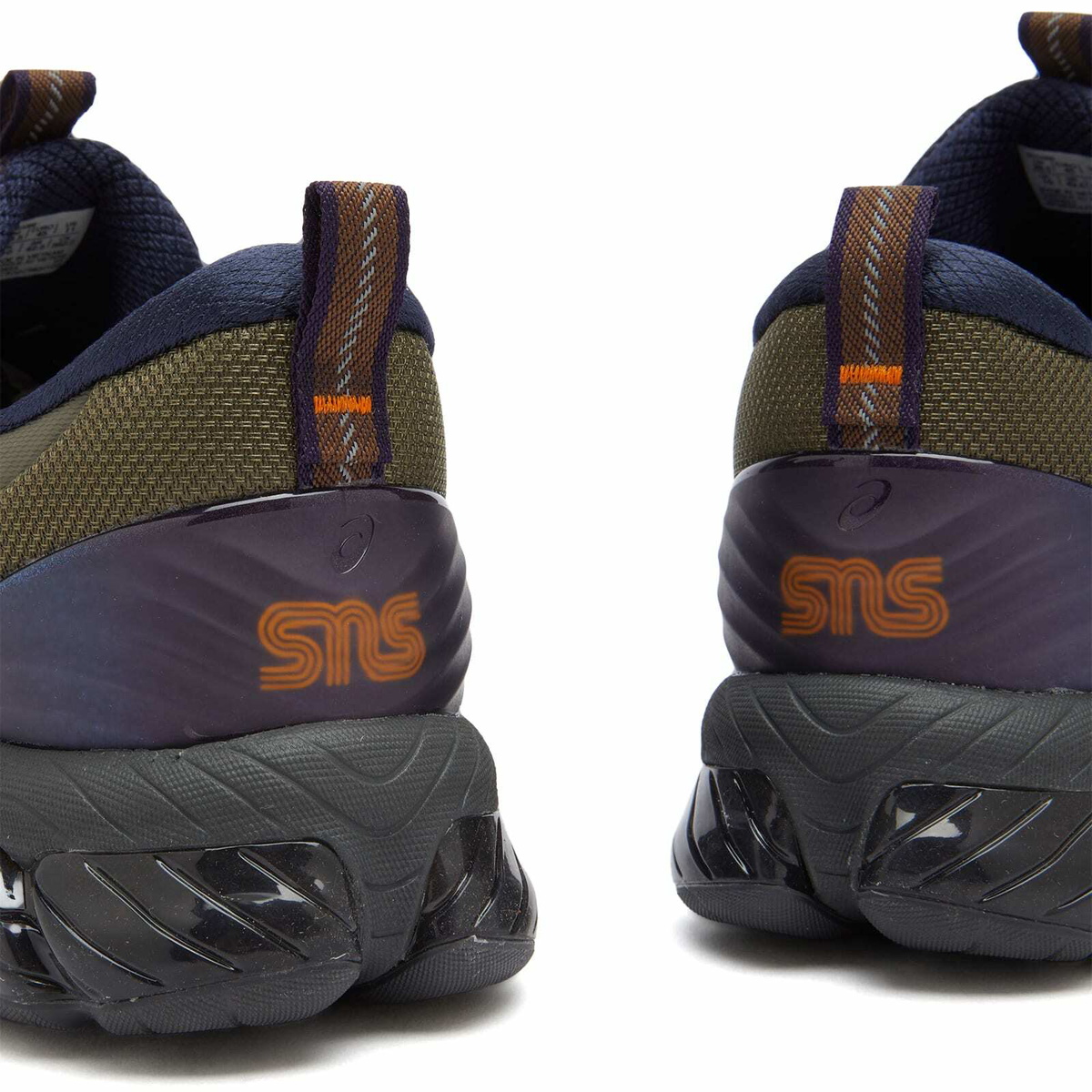 Asics x SNS GEL-Quantum 360 VIII Sneakers in Night Shade
