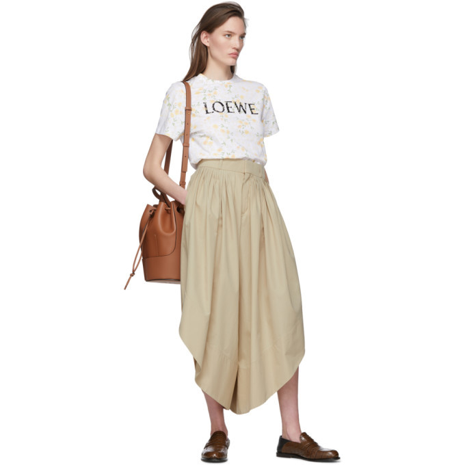 Loewe Flower Print Logo T-Shirt in Cream Cotton White ref.529996 - Joli  Closet