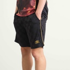 Umbro Men's Football Short in Black