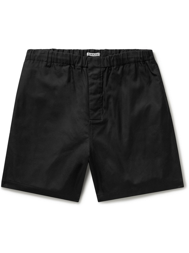 Photo: AURALEE - Finx Shuttle Cotton Oxford Shorts - Black