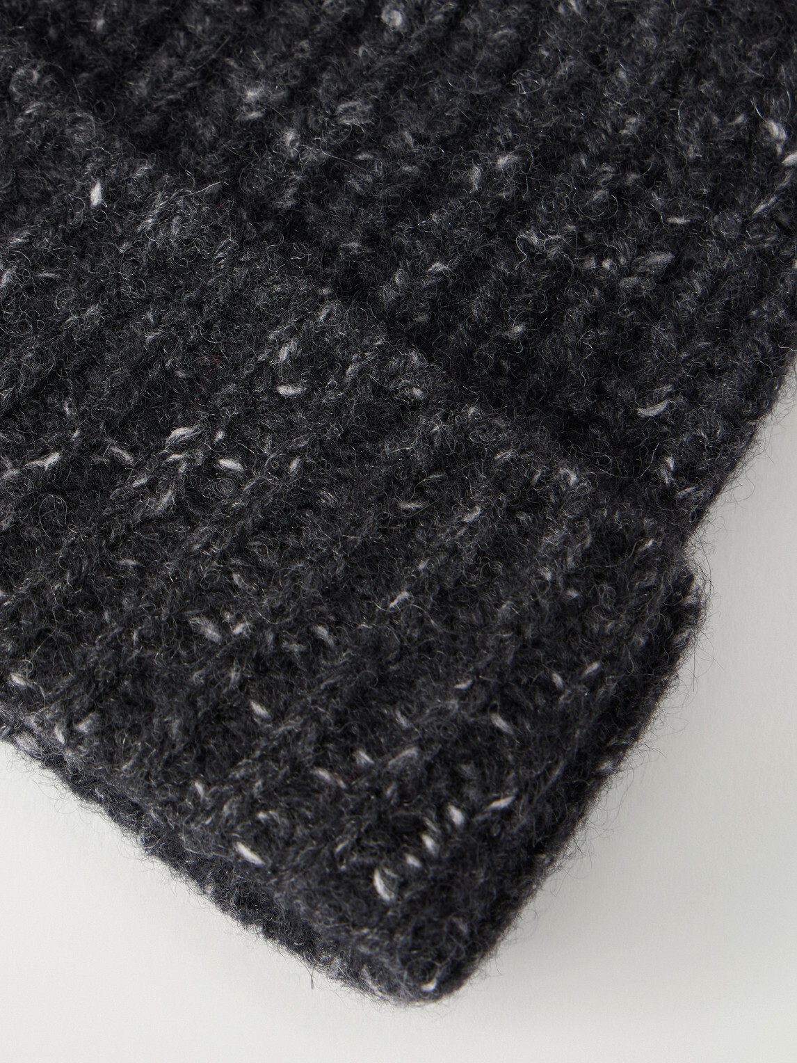 Auralee - Ribbed Cashmere Beanie - Black