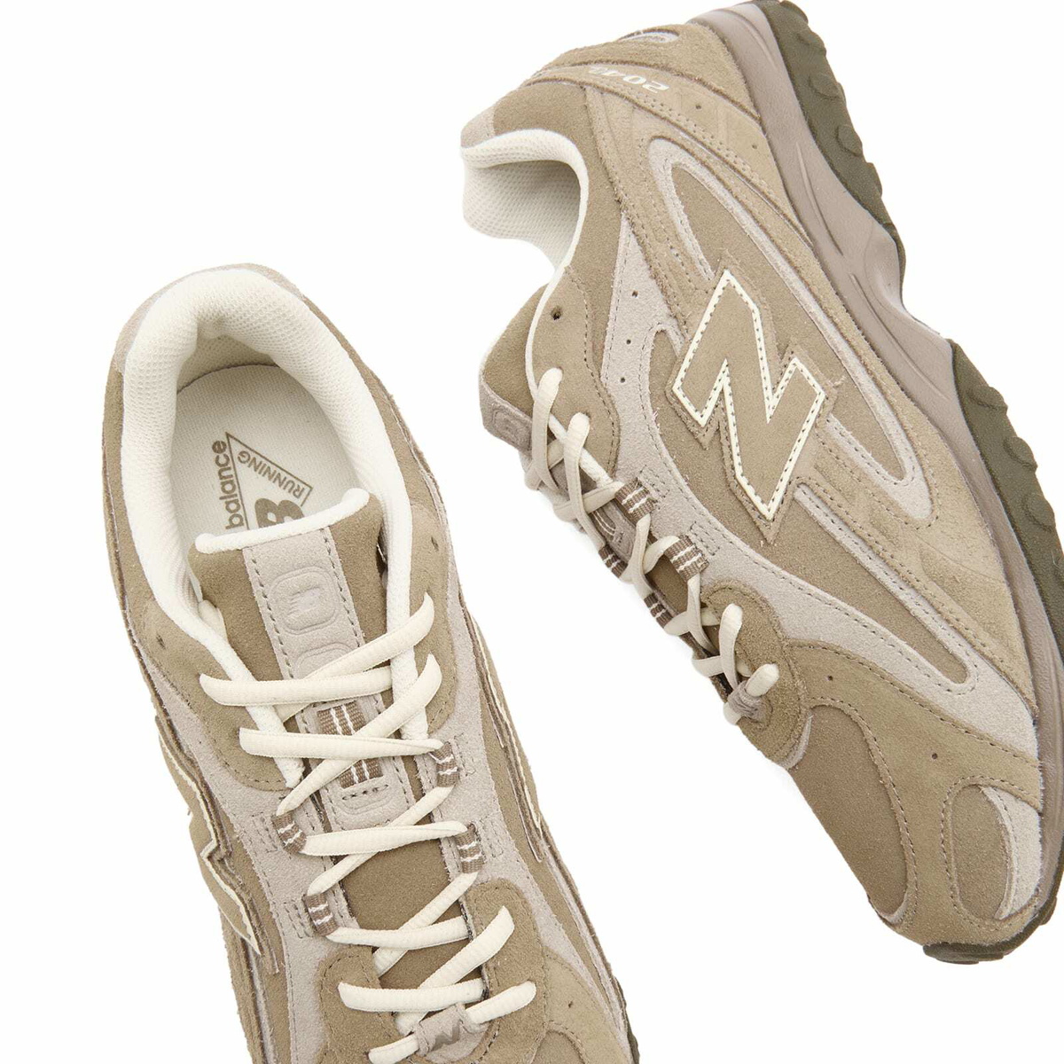 New Balance 204L Sneaker in Mushroom