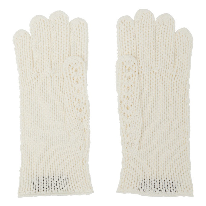 Photo: Gucci Off-White Crochet Gloves