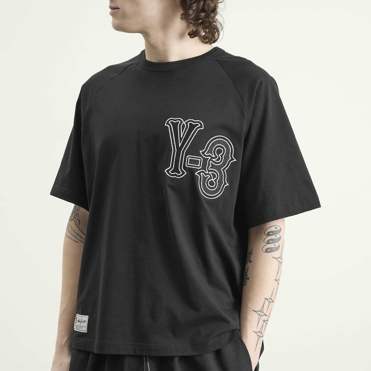 Y-3 Men's Elite 5 Short Sleeve T-Shirt in Black Y-3