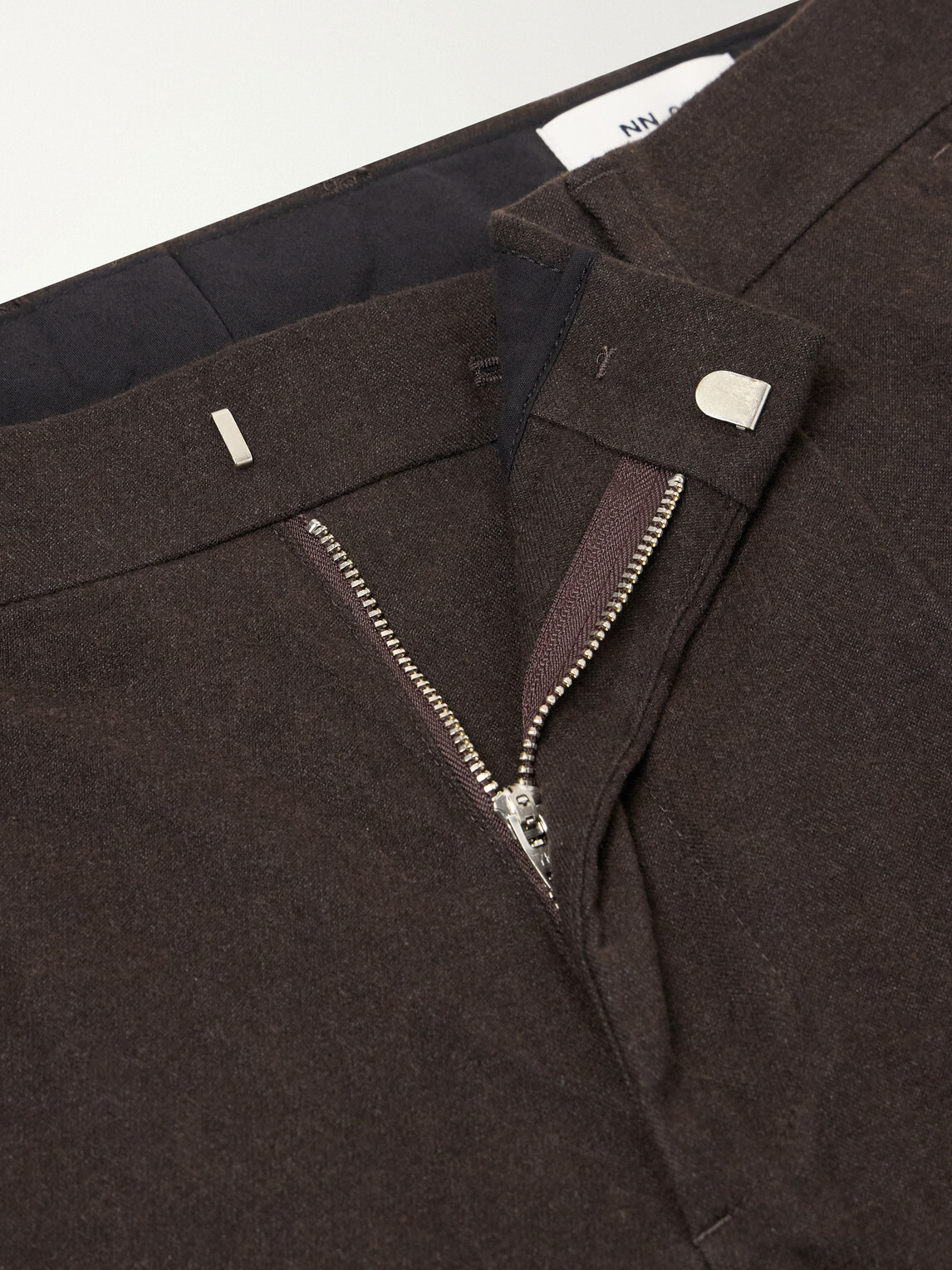 NN07 - Bill 1067 Tapered Pleated Brushed Twill Chinos - Brown