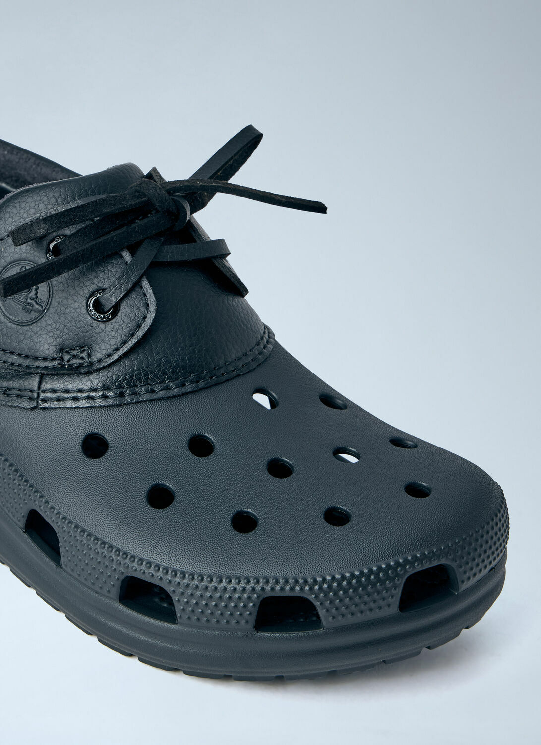 crocs Classic Islander Sneakers