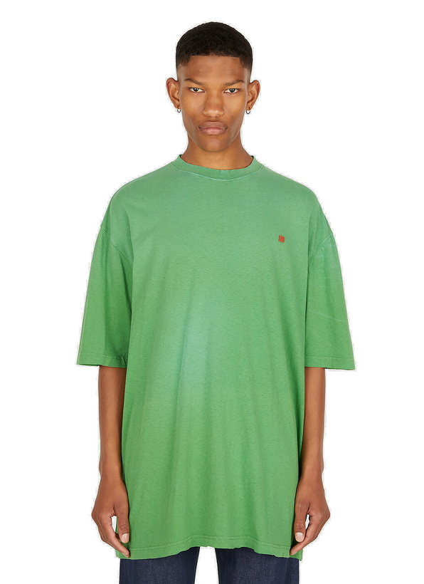 Photo: Eyck Oversized T-Shirt in Green