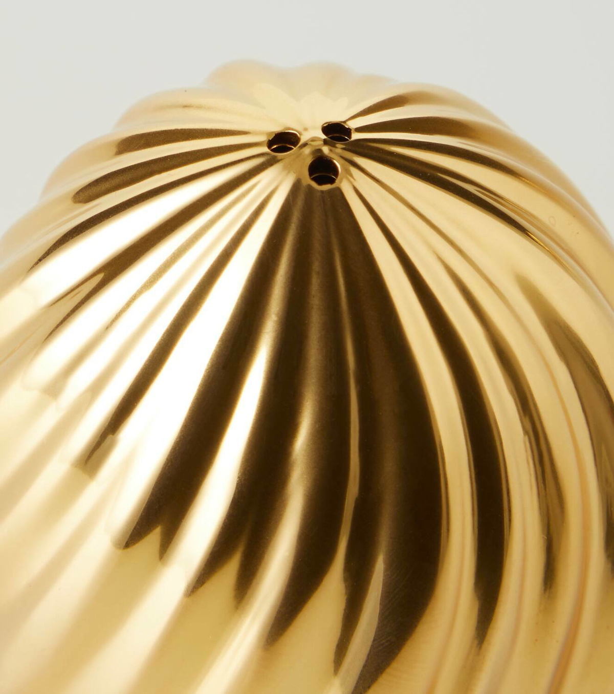 L'Objet Ripple Spice Jewels salt and pepper shakers
