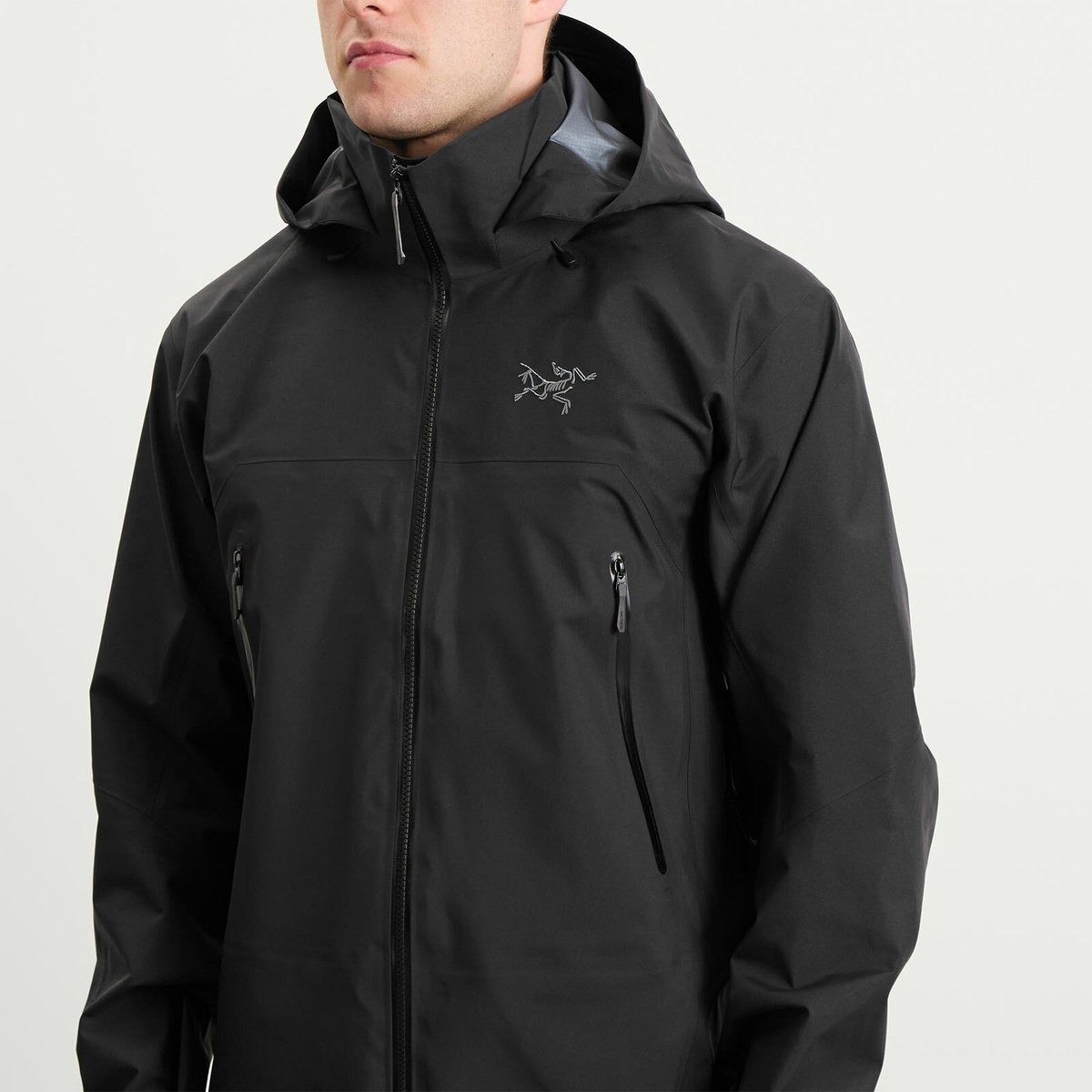 Arc'teryx Men's Beta AR Gore-Tex Jacket in Black Arc'teryx