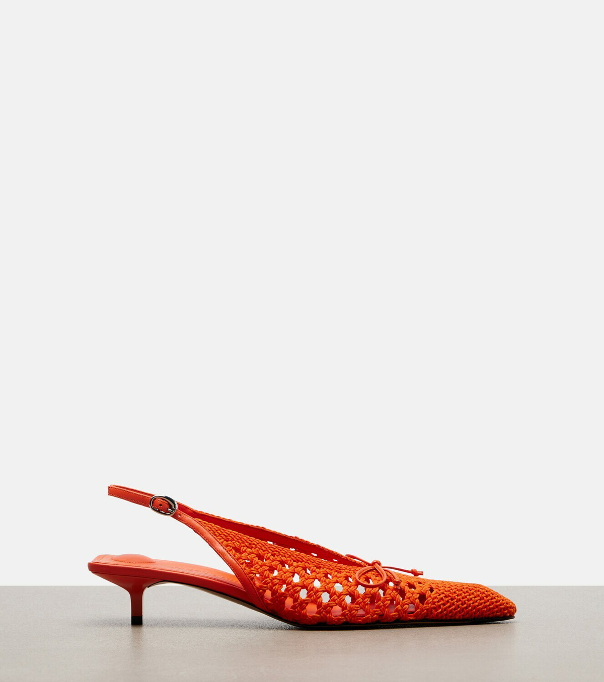 Jacquemus Cubisto raffia-effect slingback pumps